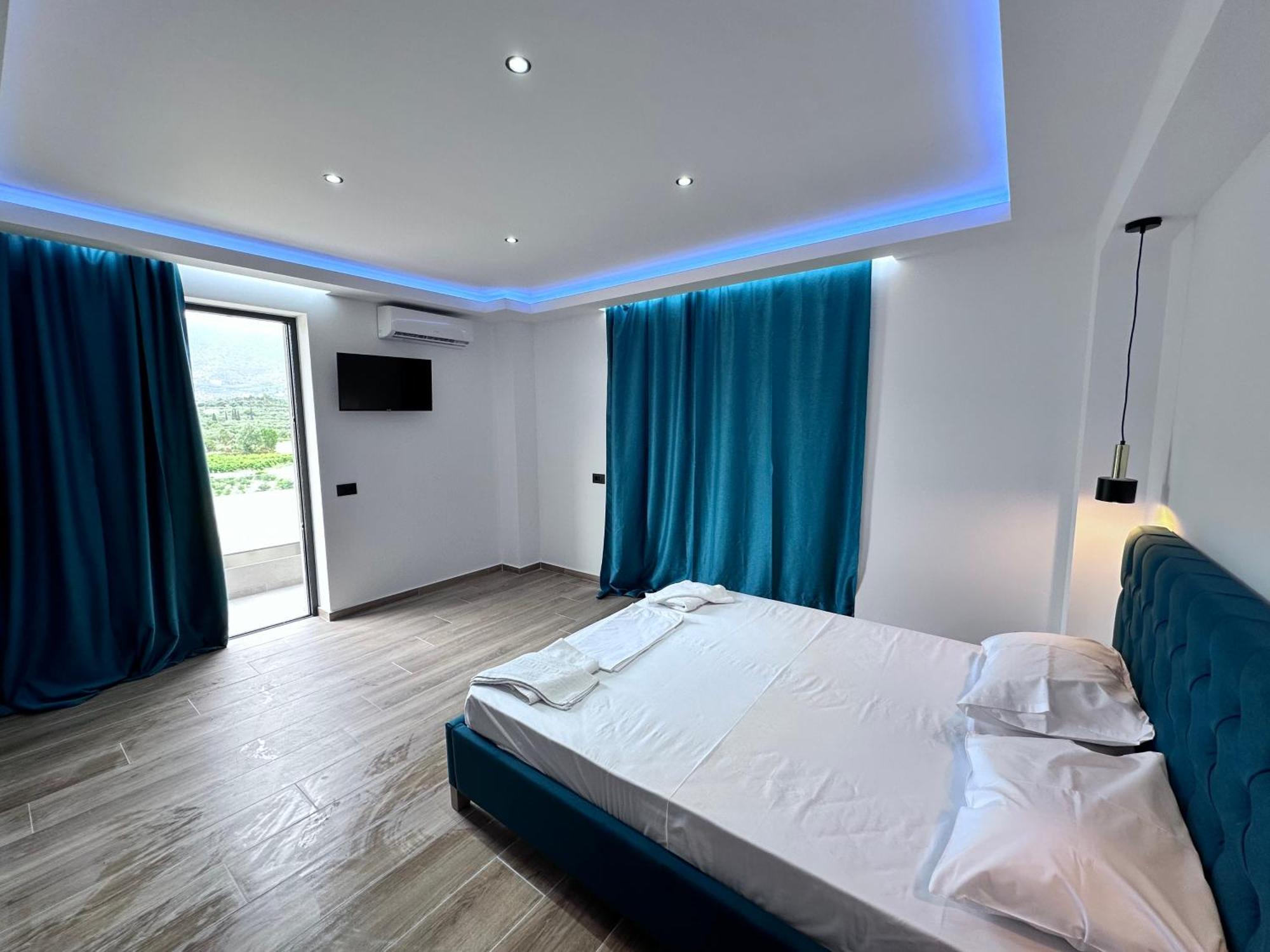 Central Studios Apartments Alykanas  Esterno foto